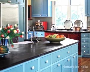 Why Black Granite Is Gaining Popularity: Pros & Cons Of This Luxurious Material